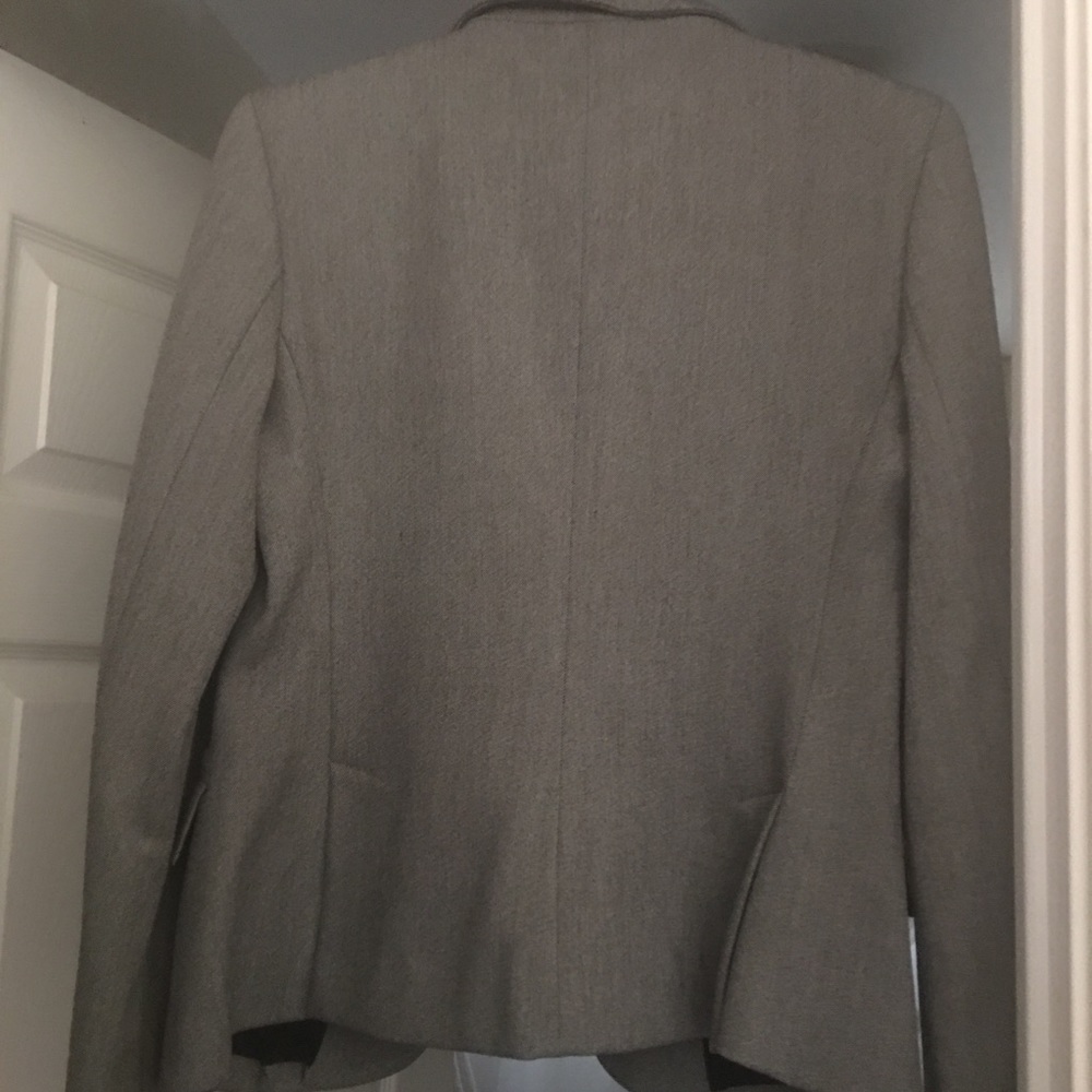 Express Gray Suit - image 6